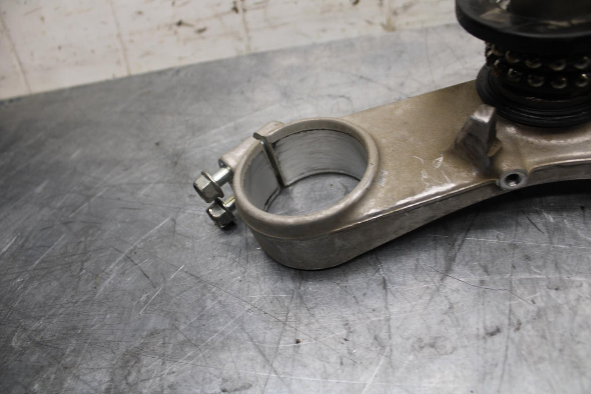 03 KAWASAKI ZX12R FRONT FORKS CLAMP LOWER TRIPLE TREE STEM BB472