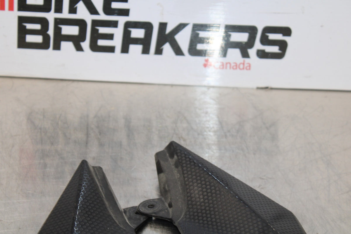 04-05 YAMAHA YZF R1 RIGHT LEFT GAS FUEL TANK PANELS COVERS TRIM SET COWLS  BB173