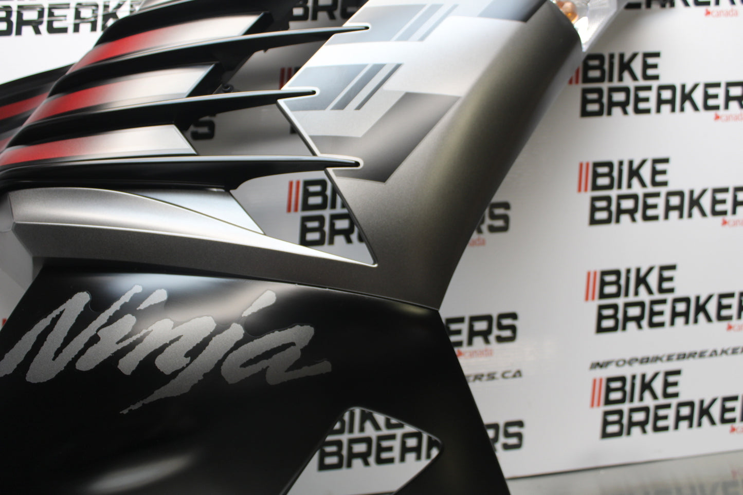 23-24 KAWASAKI NINJA ZX14R NEW!! RIGHT LOWER MID UPPER SIDE FAIRING COWL  BB153