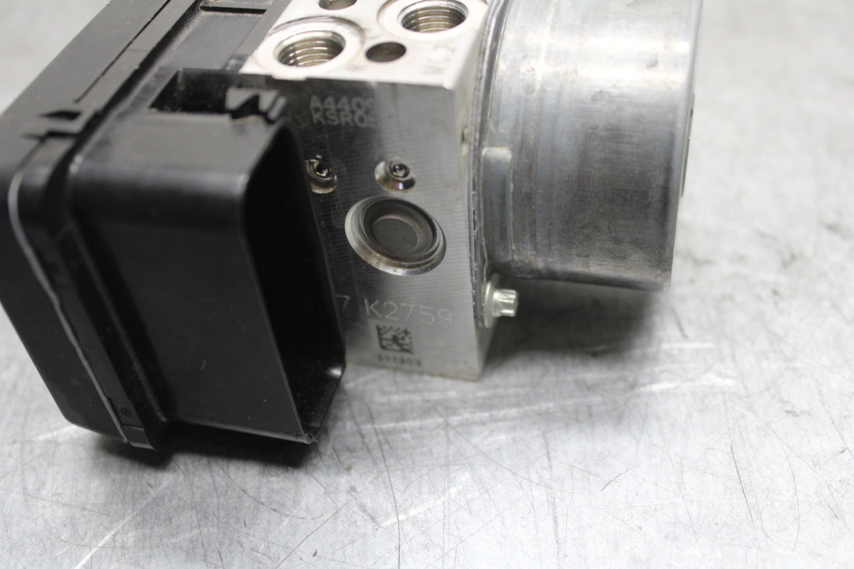13-18 KAWASAKI NINJA ZX6R ABS PUMP UNIT MODULE BB666