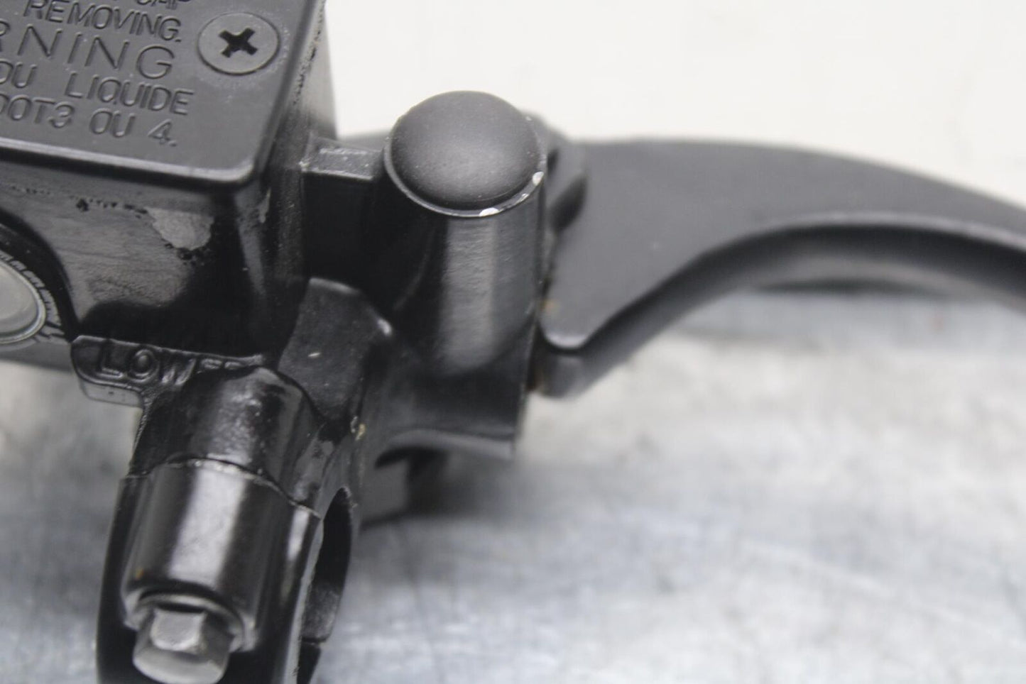 2009 Kawasaki Ninja EX250J FRONT BRAKE MASTER CYLINDER w/ LEVER 43015-0110 BB87