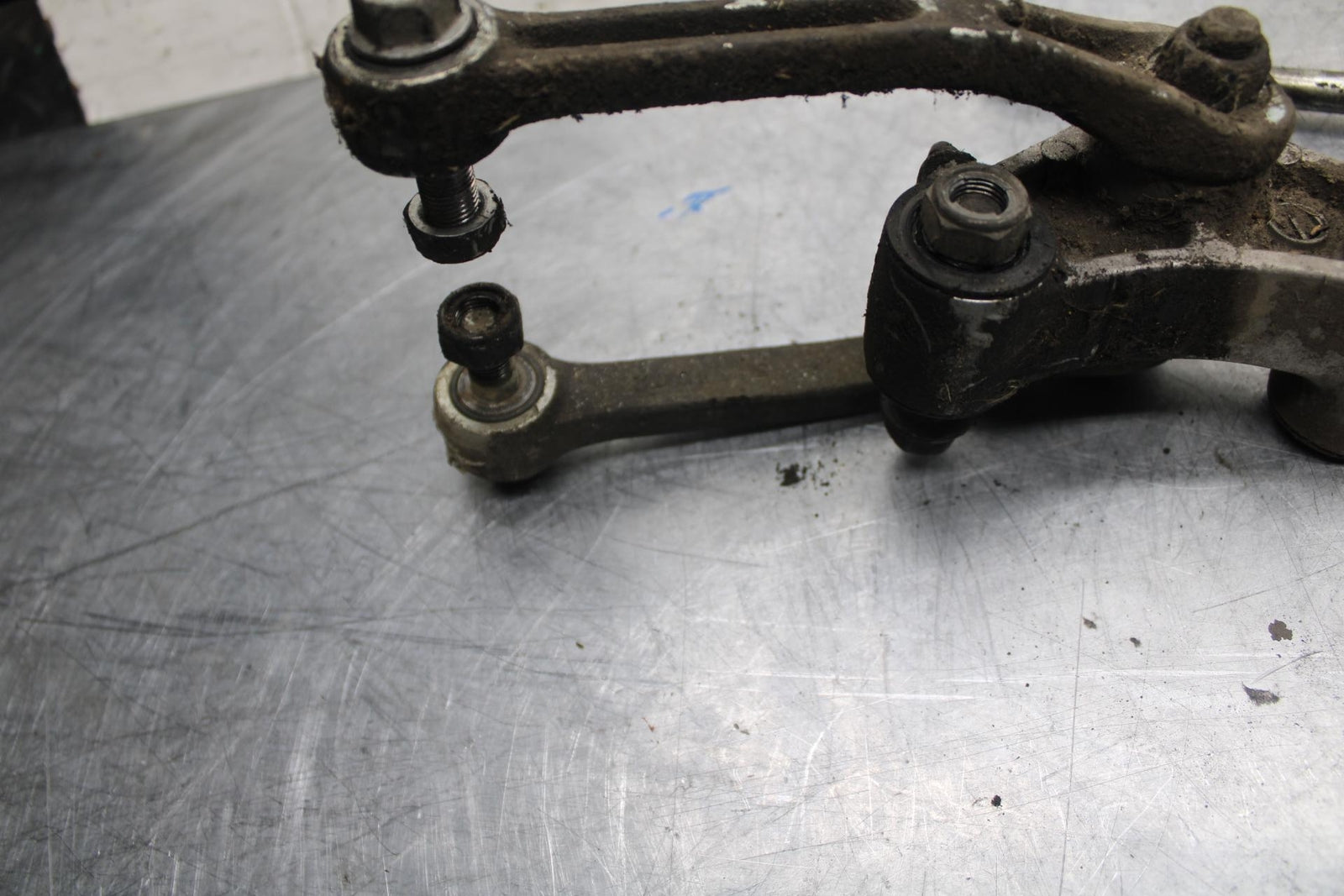 1996 Kawasaki Ninja 600R ZX600C REAR DOGBONE SHOCK LINKAGE LINK BB35