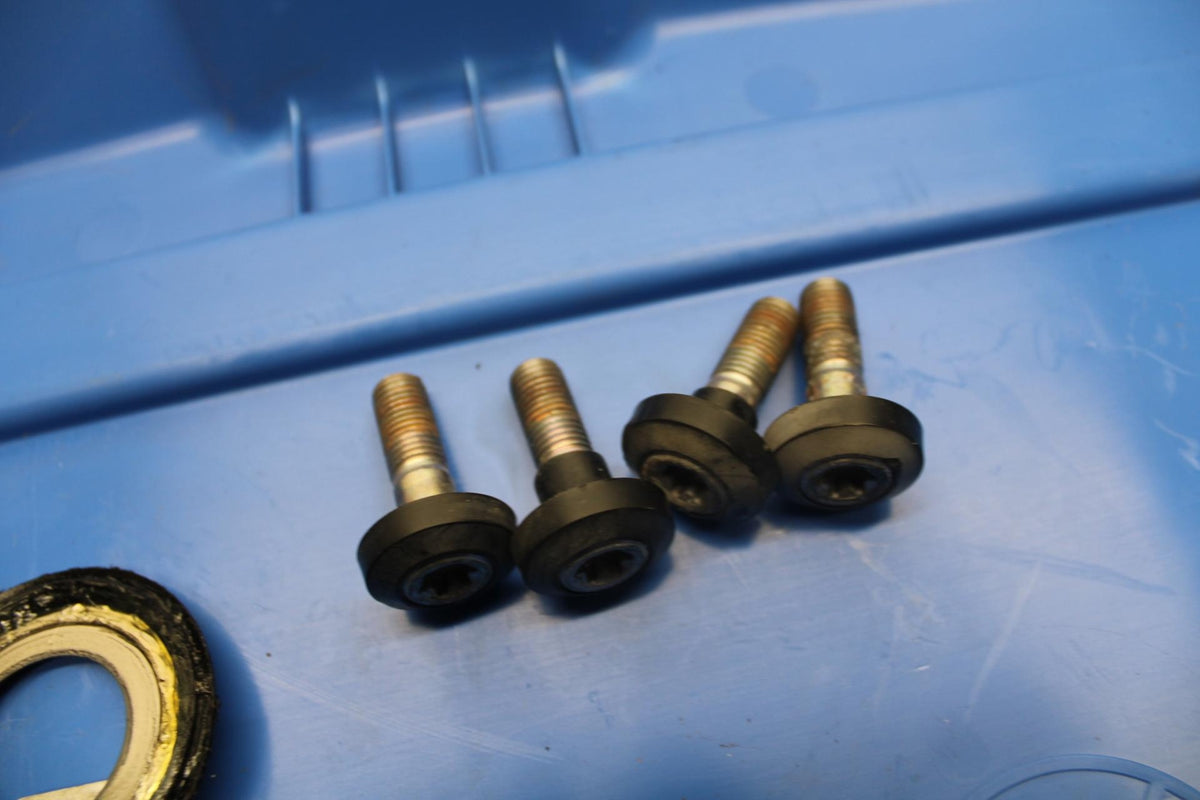 2013 Yamaha YZF R1 REAR BACK SUBFRAME SUB FRAME MOUNTING BOLTS HARDWARE  BB507