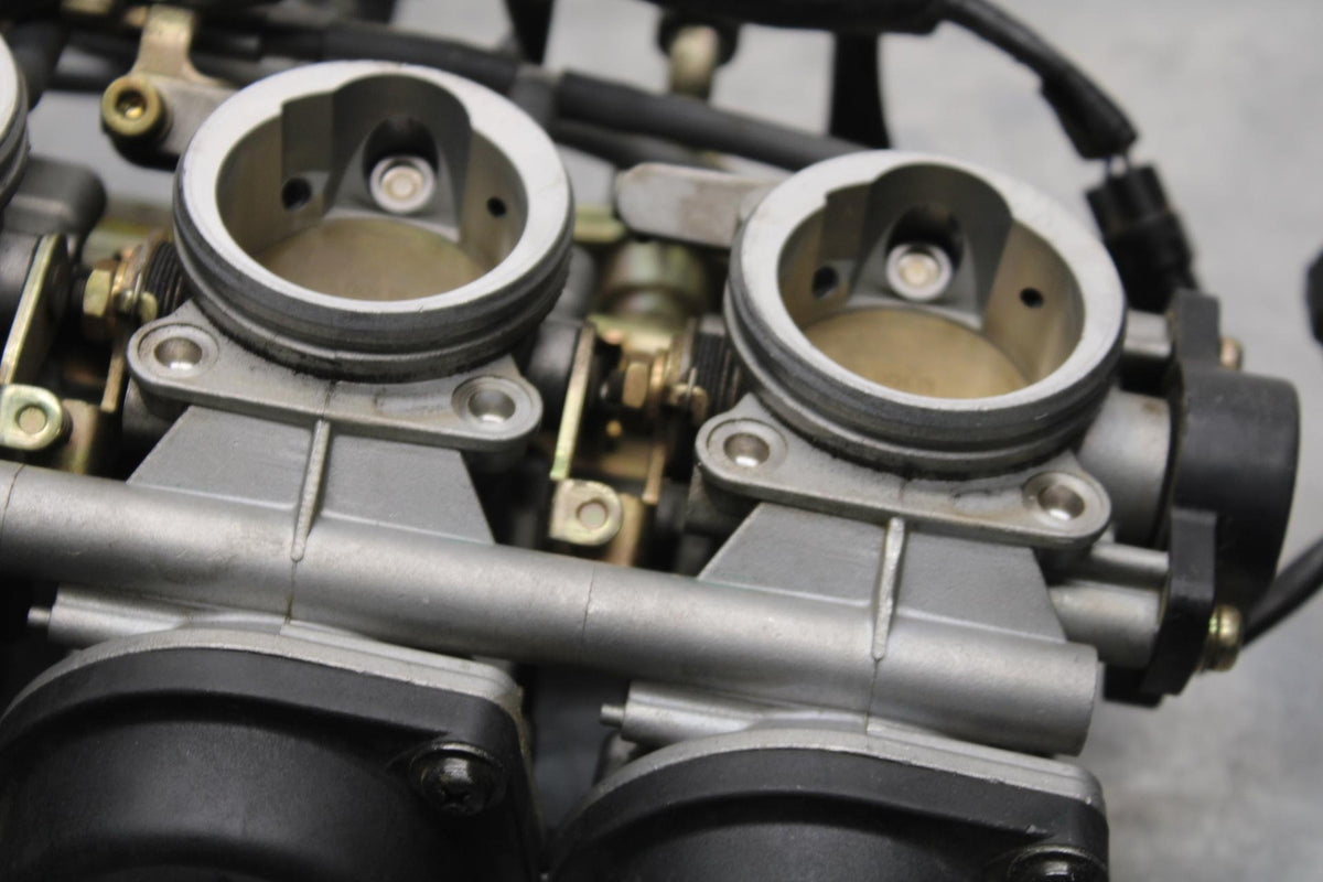 05 YAMAHA YZF R6S MAIN FUEL INJECTORS / THROTTLE BODIES BB600