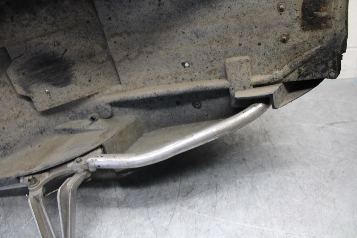 1997 Suzuki GSXR750 REAR SUBFRAME BACK SUB FRAME BB527