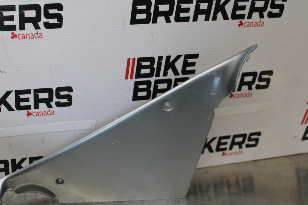 00-05 KAWASAKI NINJA ZX12R LOWER FRONT UPPER INNER HEADLIGHT COWL FAIRING  BB892