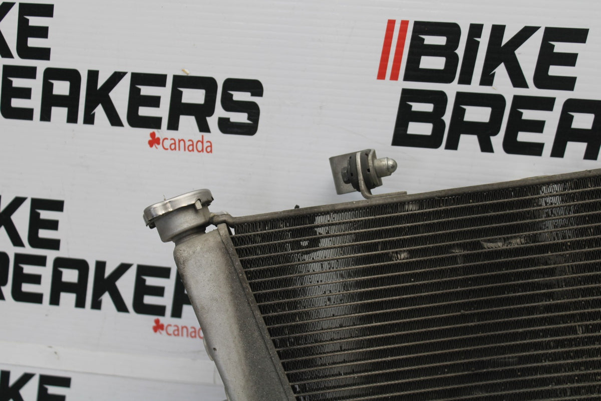11-26 SUZUKI GSXR750 ENGINE RADIATOR MOTOR COOLER COOLING RADIATER BB900