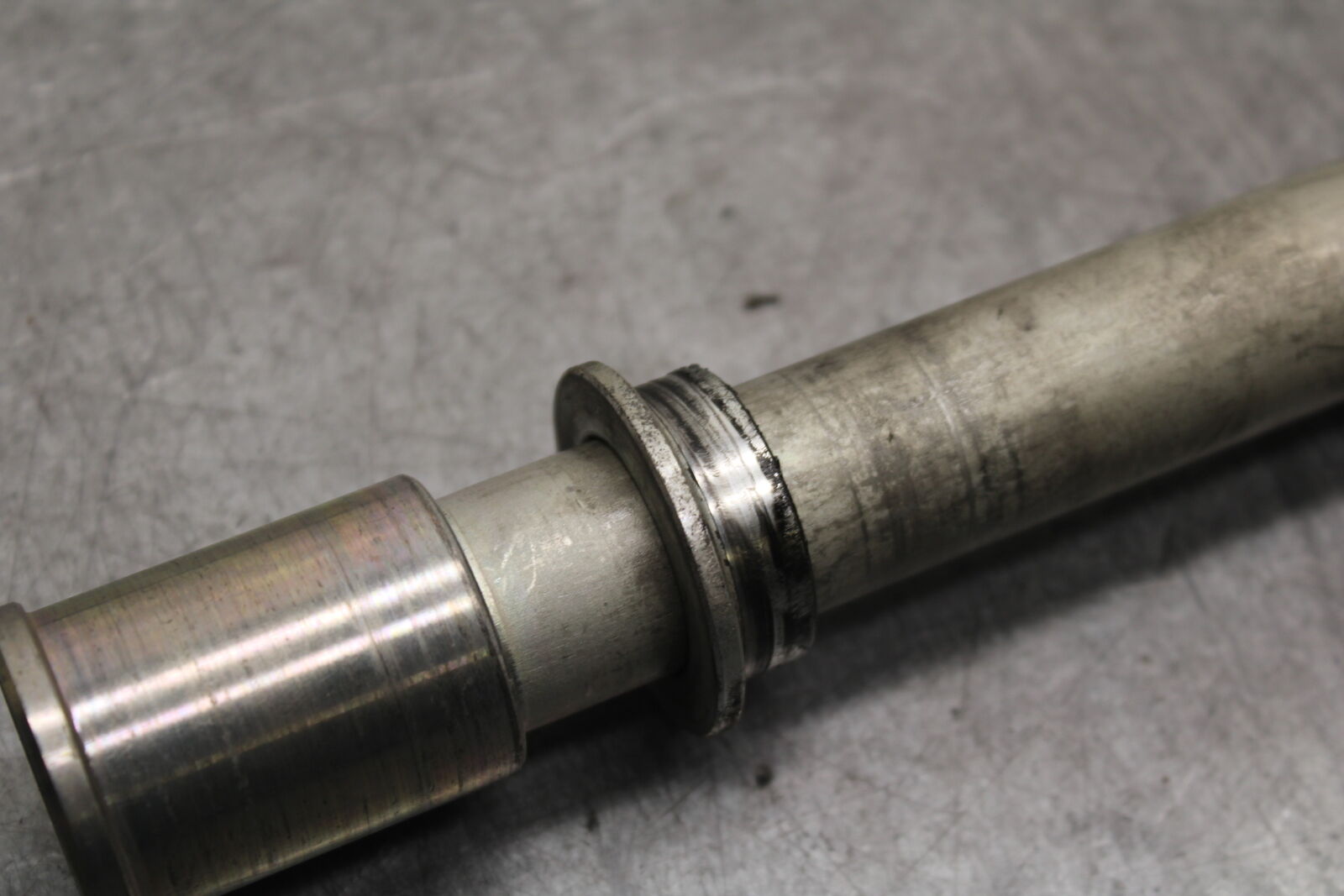 13-18 KAWASAKI NINJA ZX6R FRONT WHEEL RIM AXLE PIVOT BOLT 41068-0595 BB666