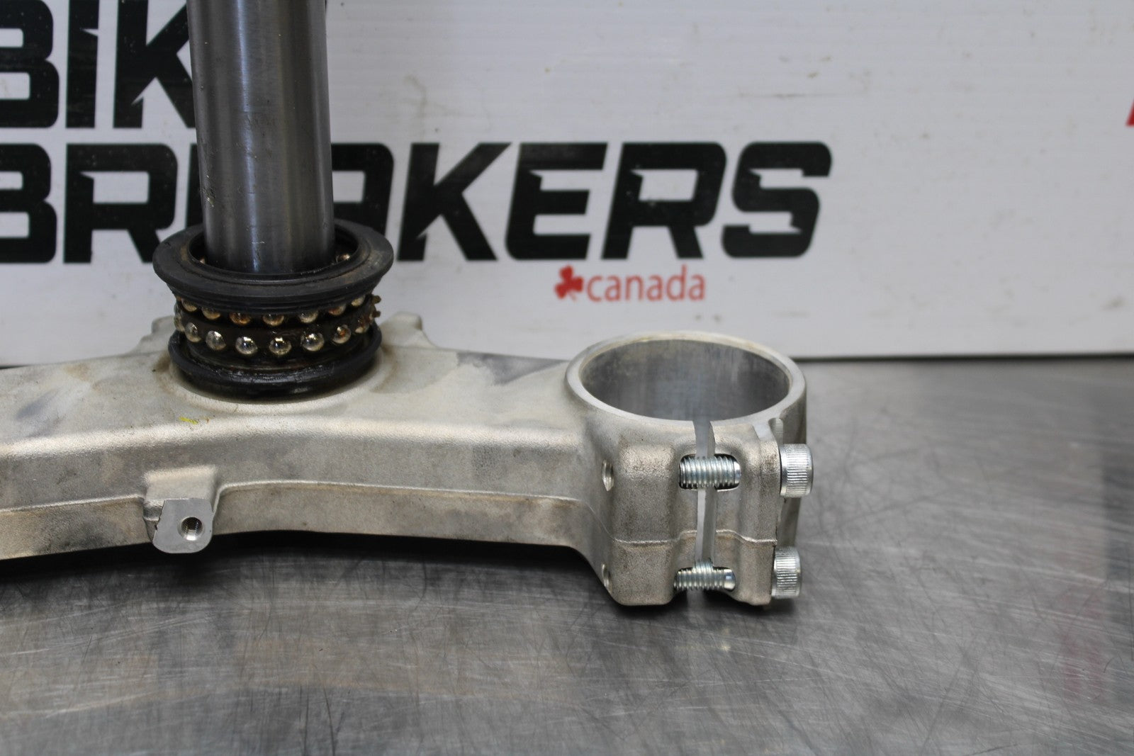 21-23 KAWASAKI NINJA ZX6R FRONT FORKS CLAMP LOWER TRIPLE TREE STEM BB179