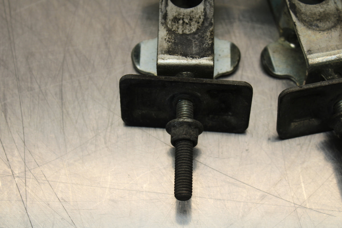 04-09 SUZUKI GS500F SWINGARM CHAIN TENSIONER ADJUSTMENT BRACKETS  BB165