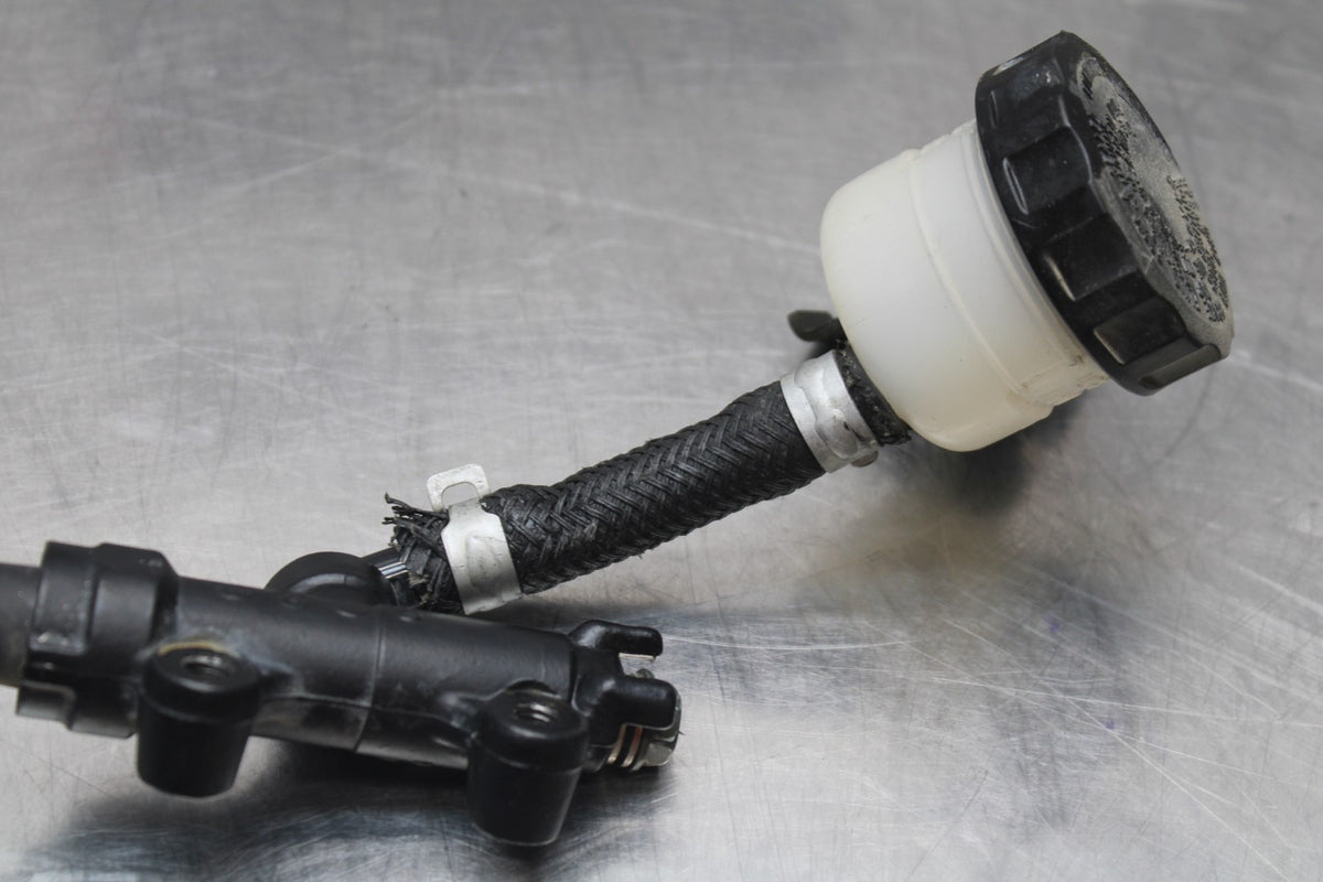 06 KAWASAKI VULCAN 900 REAR BACK BRAKE MASTER CYLINDER W RESERVOIR BB799