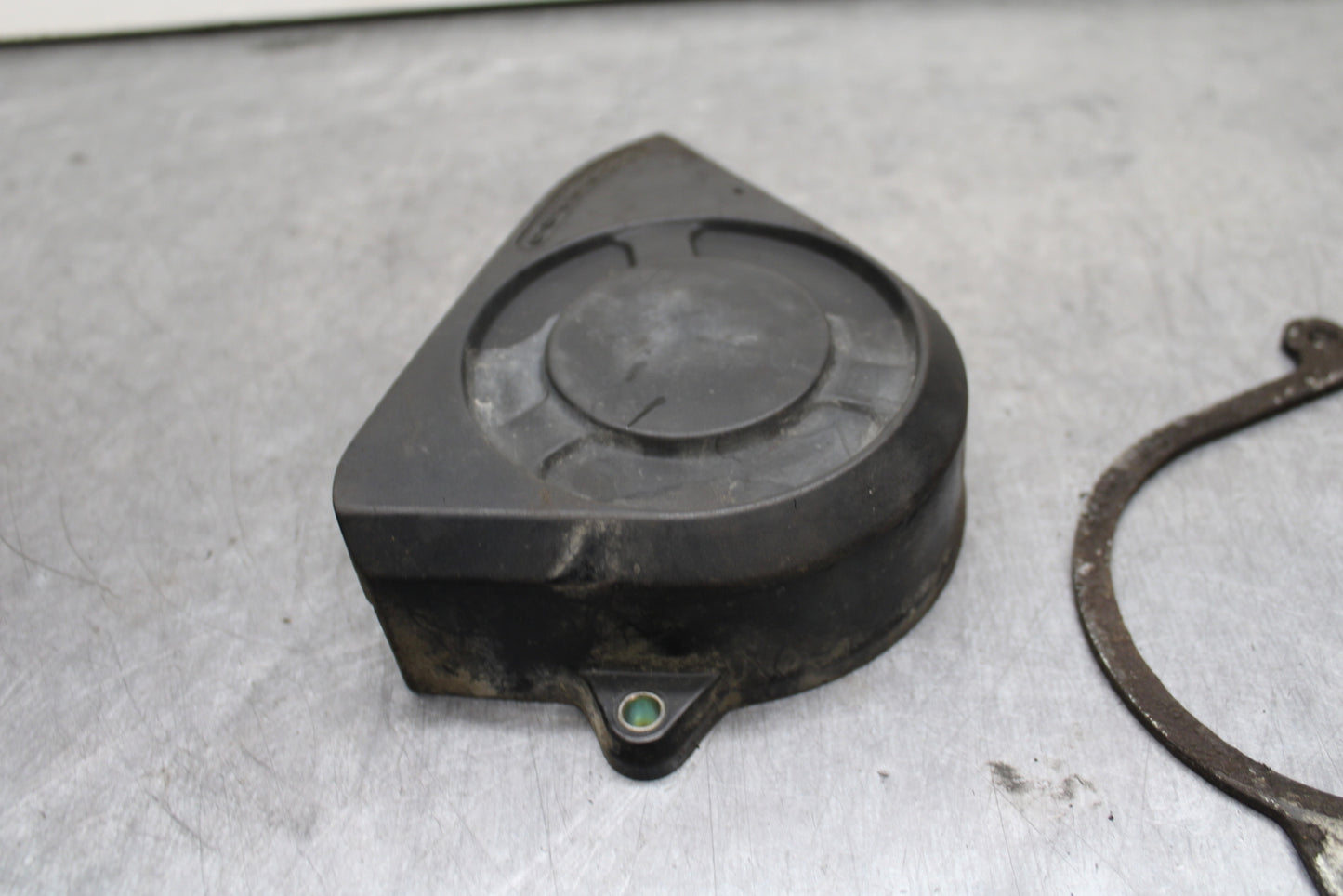 95-98 HONDA CBR600F3 ENGINE SPROCKET COVER BB122
