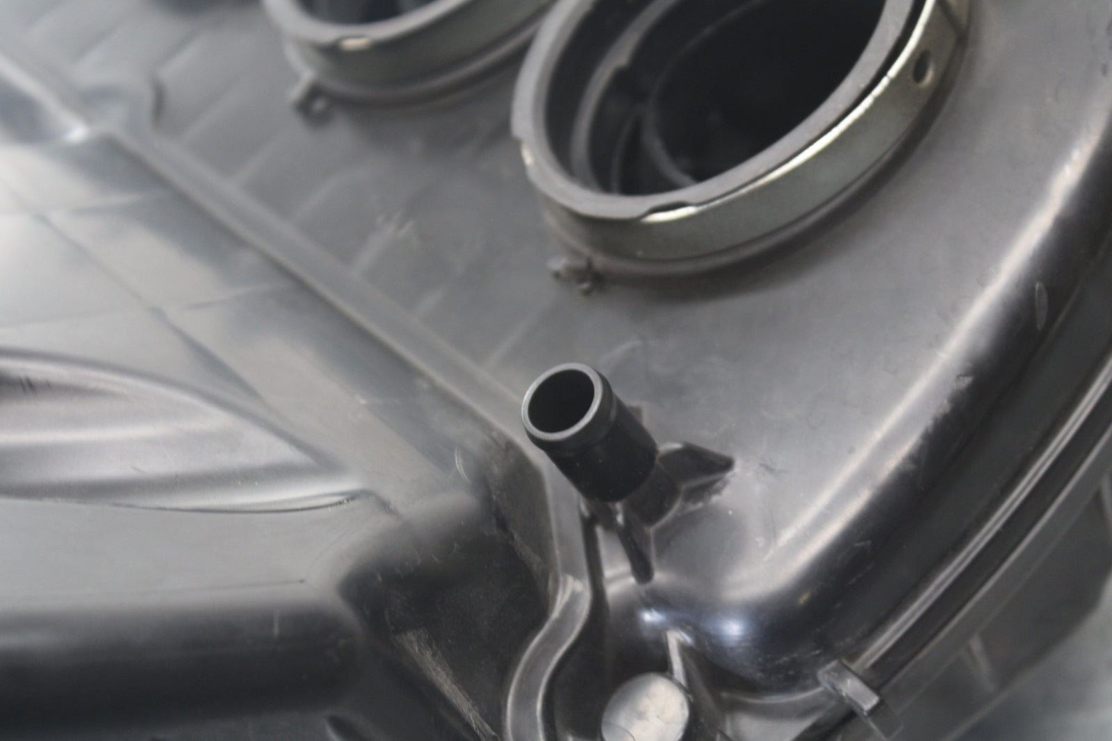 09-12 KAWASAKI NINJA ZX6R AIRBOX AIR INTAKE FILTER BOX 11010-0198 BB698