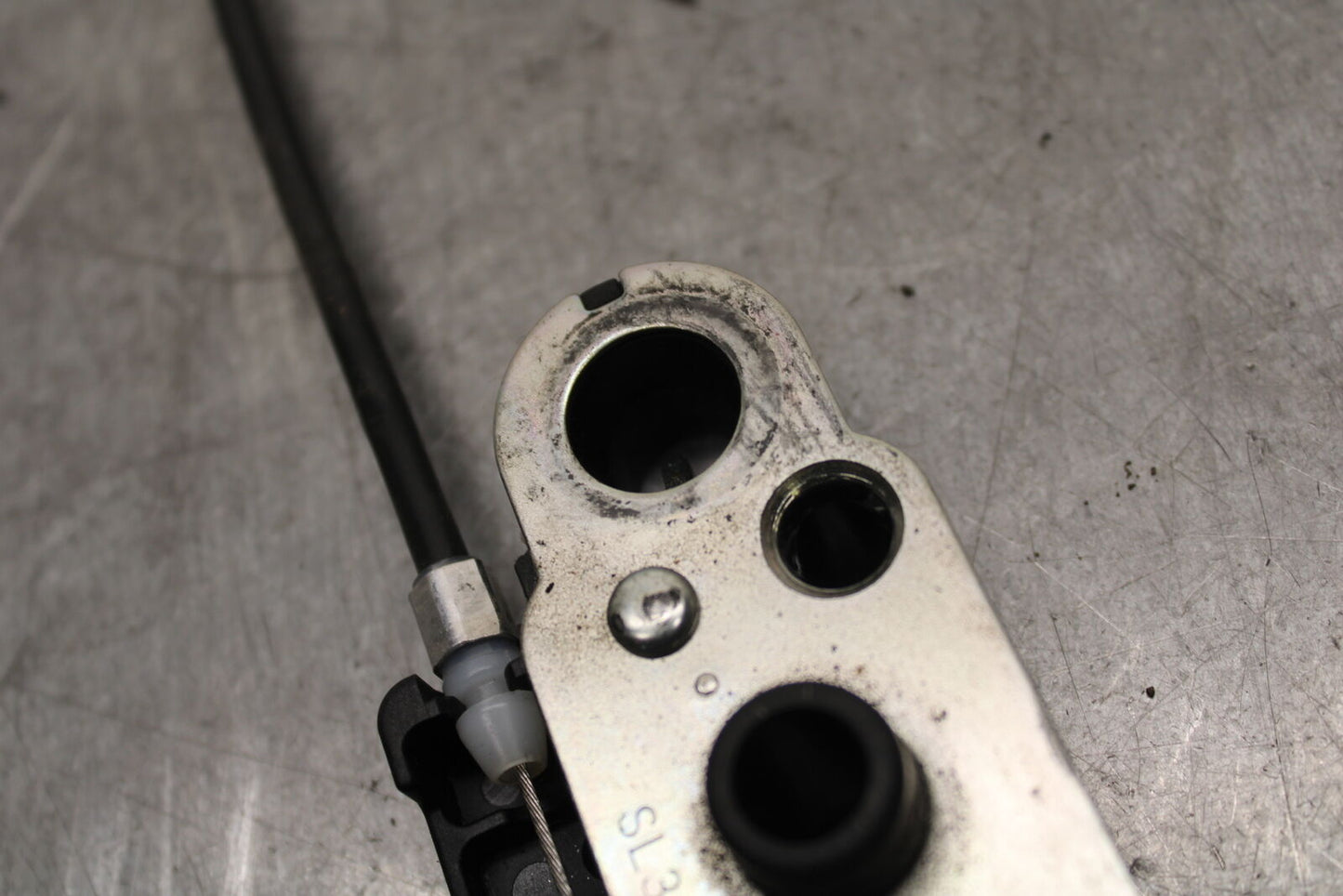 13-18 KAWASAKI NINJA ZX6R REAR PASSENGER SEAT LATCH LOCK 27016-0035 BB666