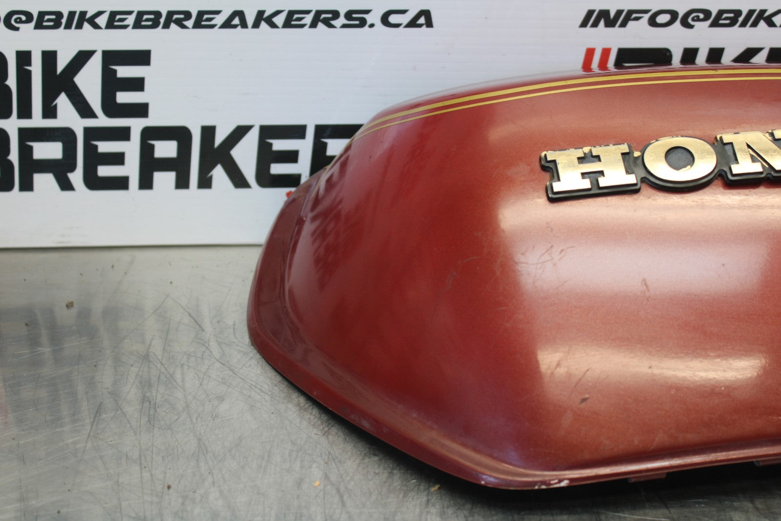 78-79 HONDA GOLDWING 1000 LEFT GAS TANK CAP COVER TRIM PANELCOWL FAIRING BB171