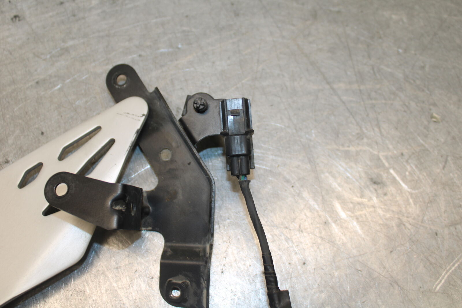 19-23 KAWASAKI NINJA ZX6R LEFT REARSET REAR SET FOOT PEG W SHIFTER BB701