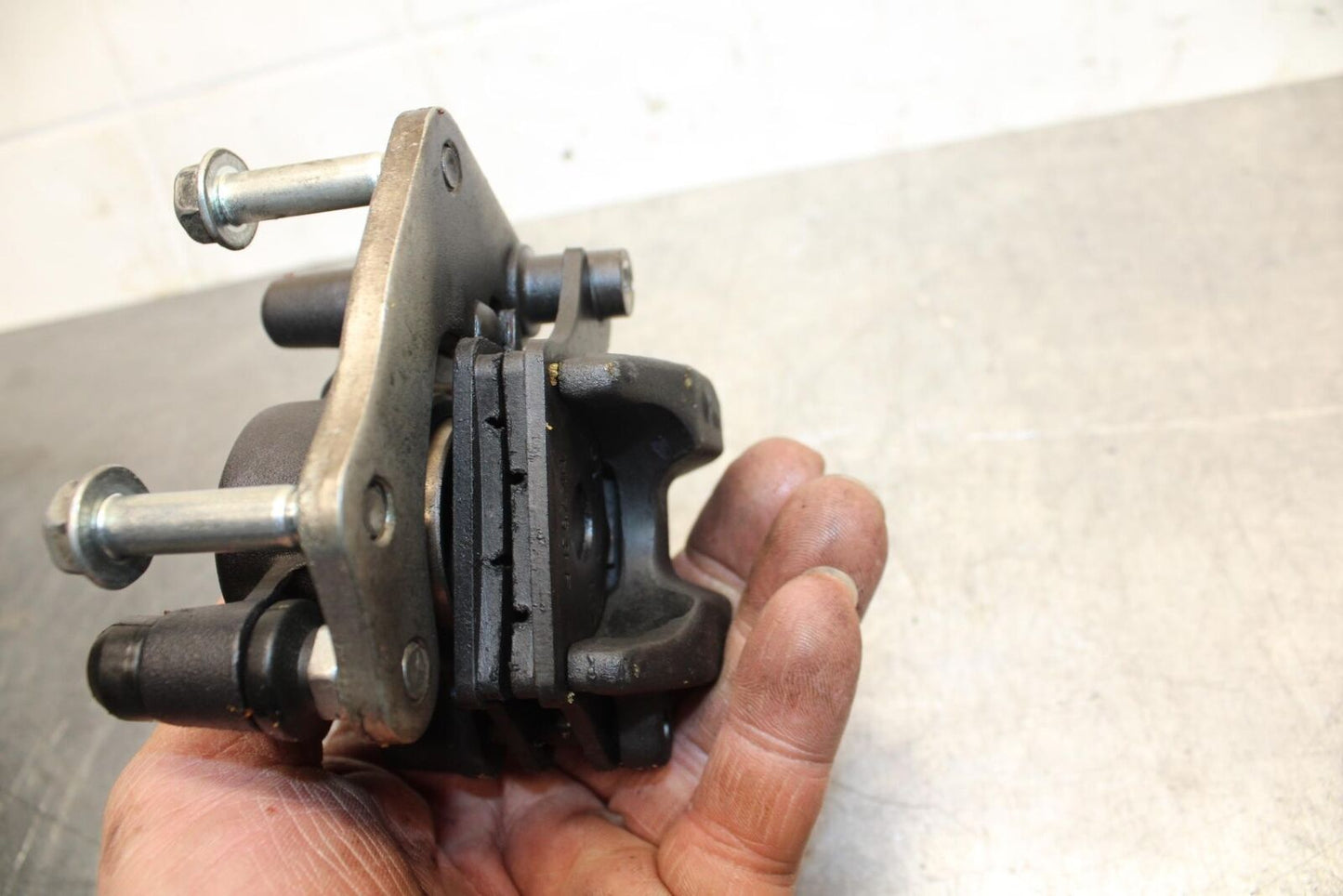 17-20 KAWASAKI Z125 PRO  FRONT BRAKE CALIPER BB74