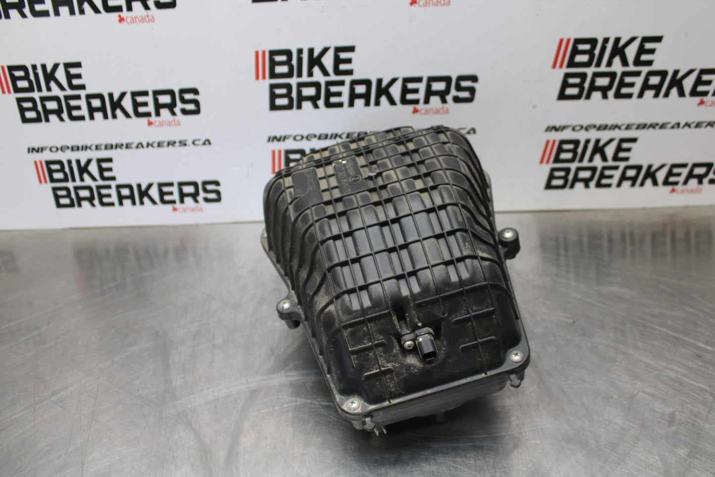 18-23 KAWASAKI NINJA 400 EX400 ABS AIRBOX AIR INTAKE FILTER BOX BB177