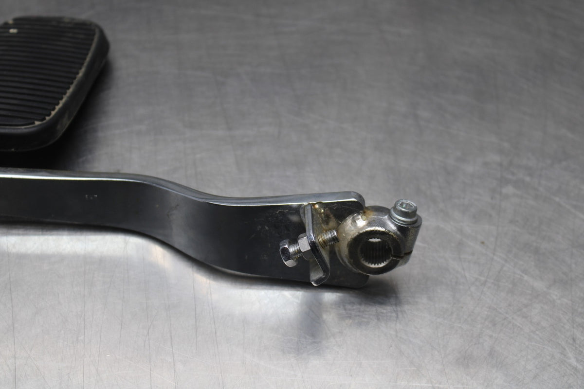 15 SUZUKI BOULEVARD C50 RIGHT REARSET BRAKE FOOT PEDAL BB775