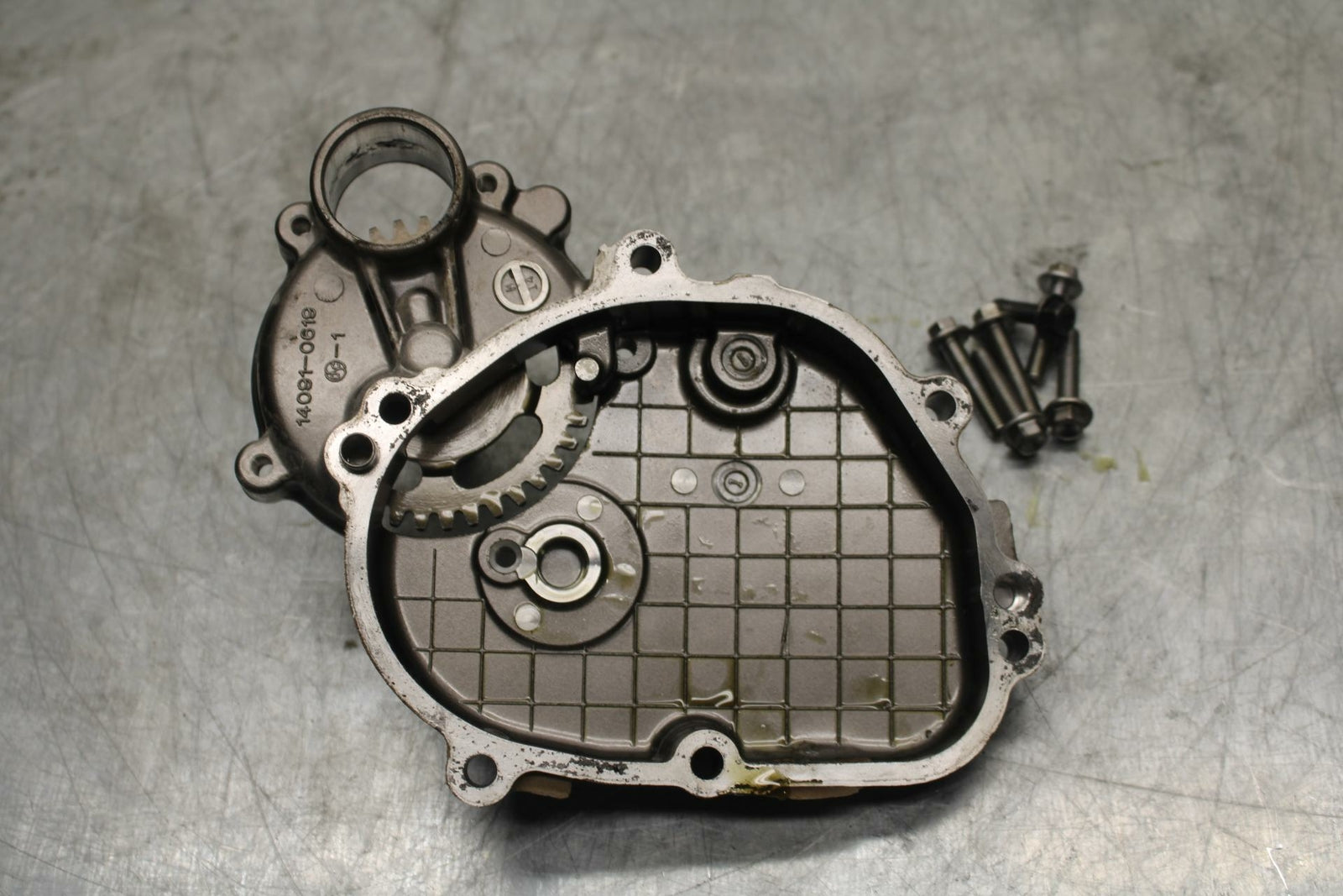 19-20 KAWASAKI NINJA ZX6R STARTER SIDE ENGINE MOTOR COVER BB419