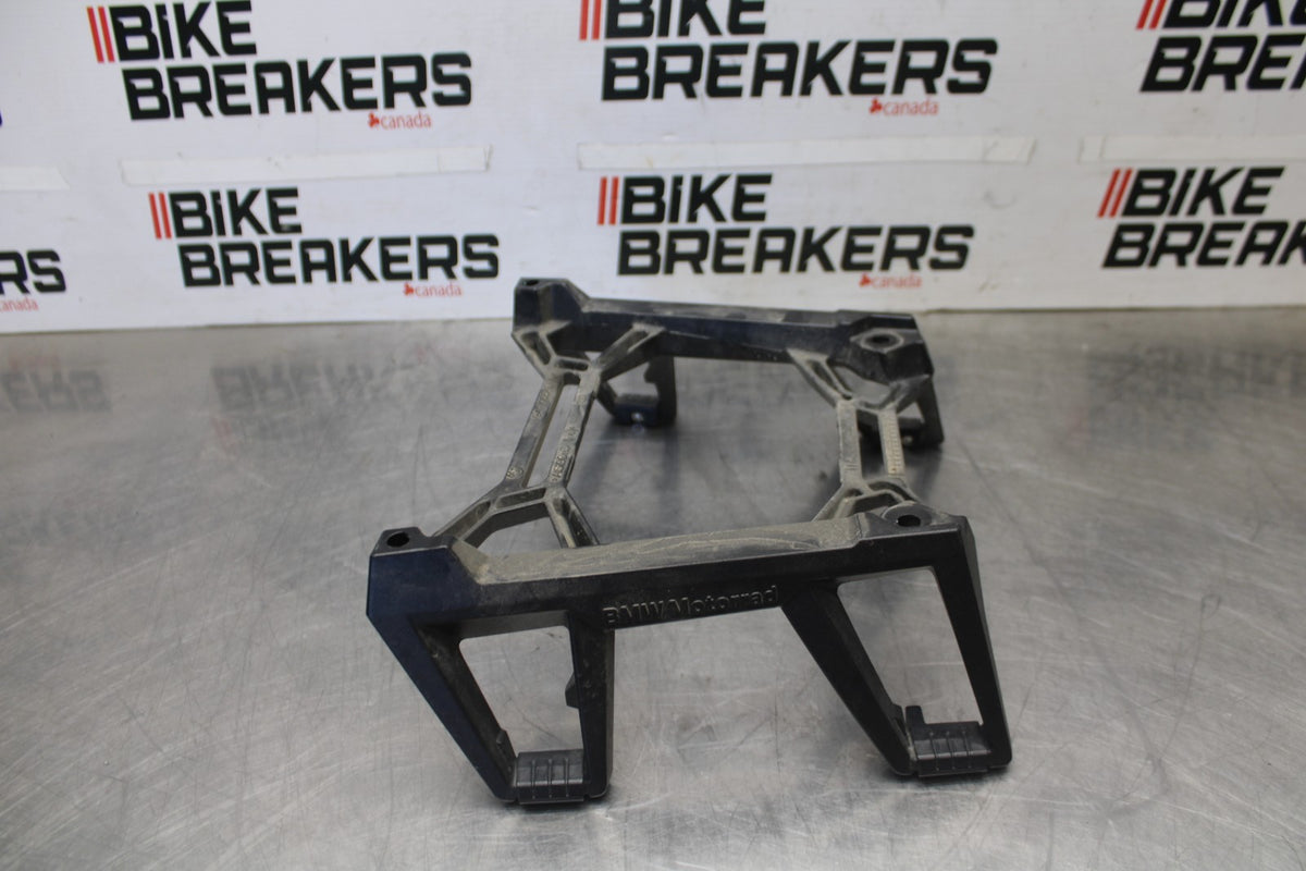 20-23 BMW F900R REAR RACK MOUNT BRACKET LUGGAGE RACK BB923