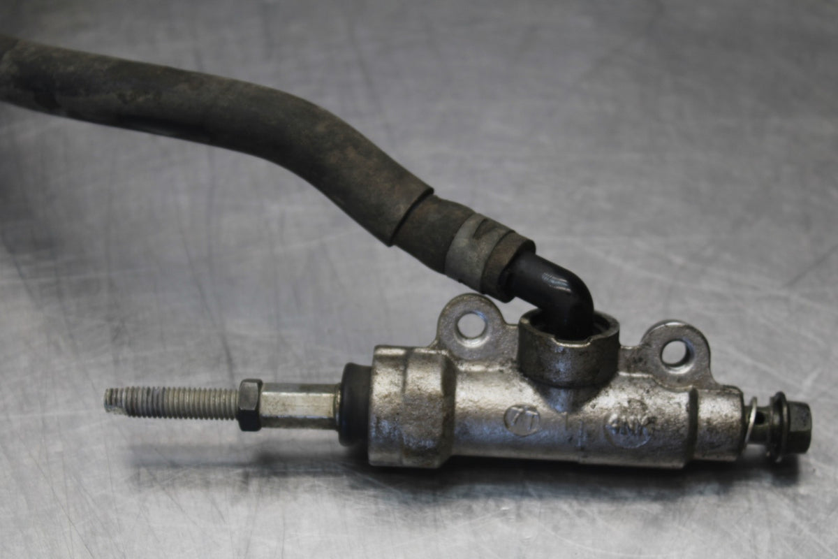 08 YAMAHA V STAR 1100 XVS1100AW CLASSIC REAR BACK BRAKE MASTER CYLINDER BB916