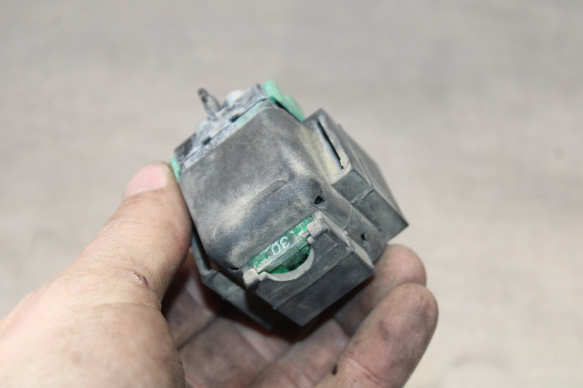 03-08 HONDA VTX1300C ENGINE STARTER RELAY STARTING MOTOR SWITCH BB868