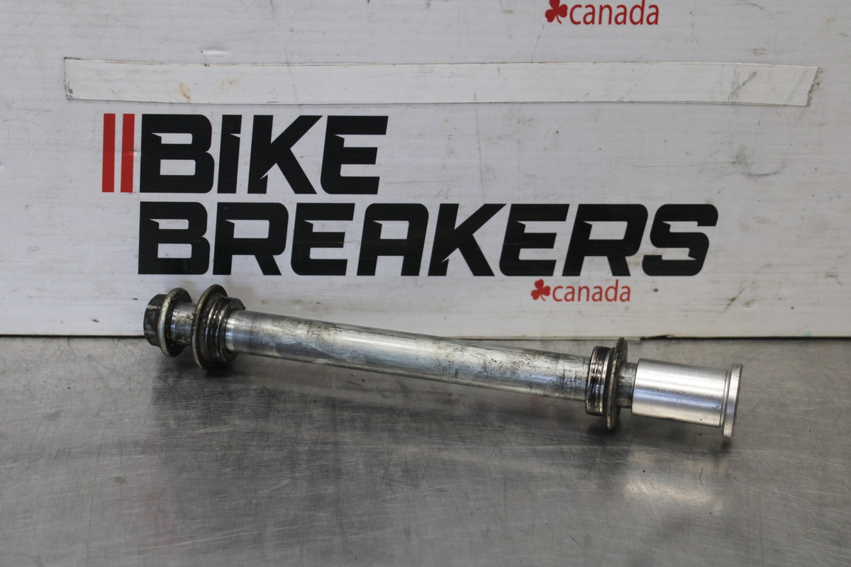 04-05 KAWASAKI NINJA ZX10R FRONT WHEEL RIM AXLE PIVOT BOLT BB931