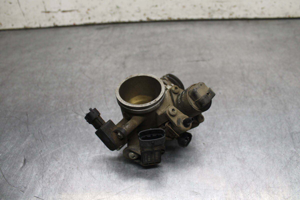13-16 KTM 390 DUKE MAIN FUEL INJECTORS / THROTTLE BODIES BB748