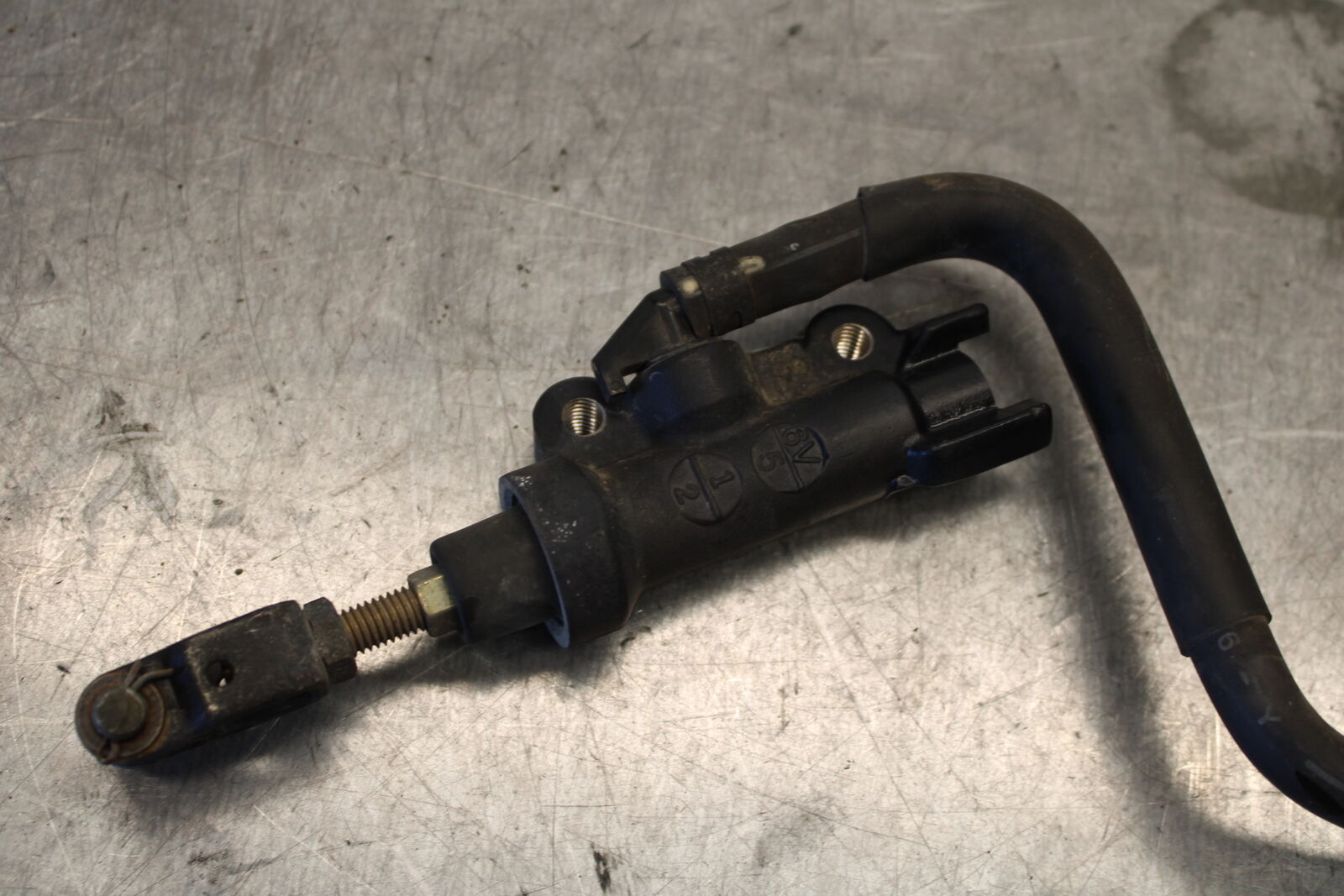 07-09 YAMAHA FZ6 REAR BACK BRAKE MASTER CYLINDER W RESERVOIR BB713