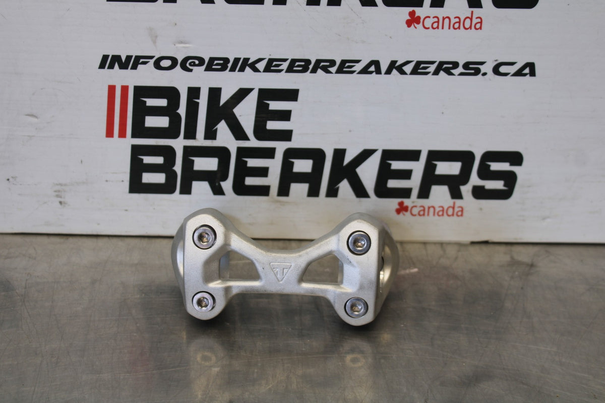 20 TRIUMPH STREET TRIPLE 765 HANDLEBAR RISERS BB864