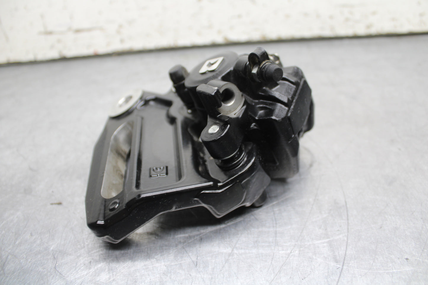 17-24 KTM 390 DUKE REAR BACK BRAKE CALIPER W MOUNT BRACKET BB734