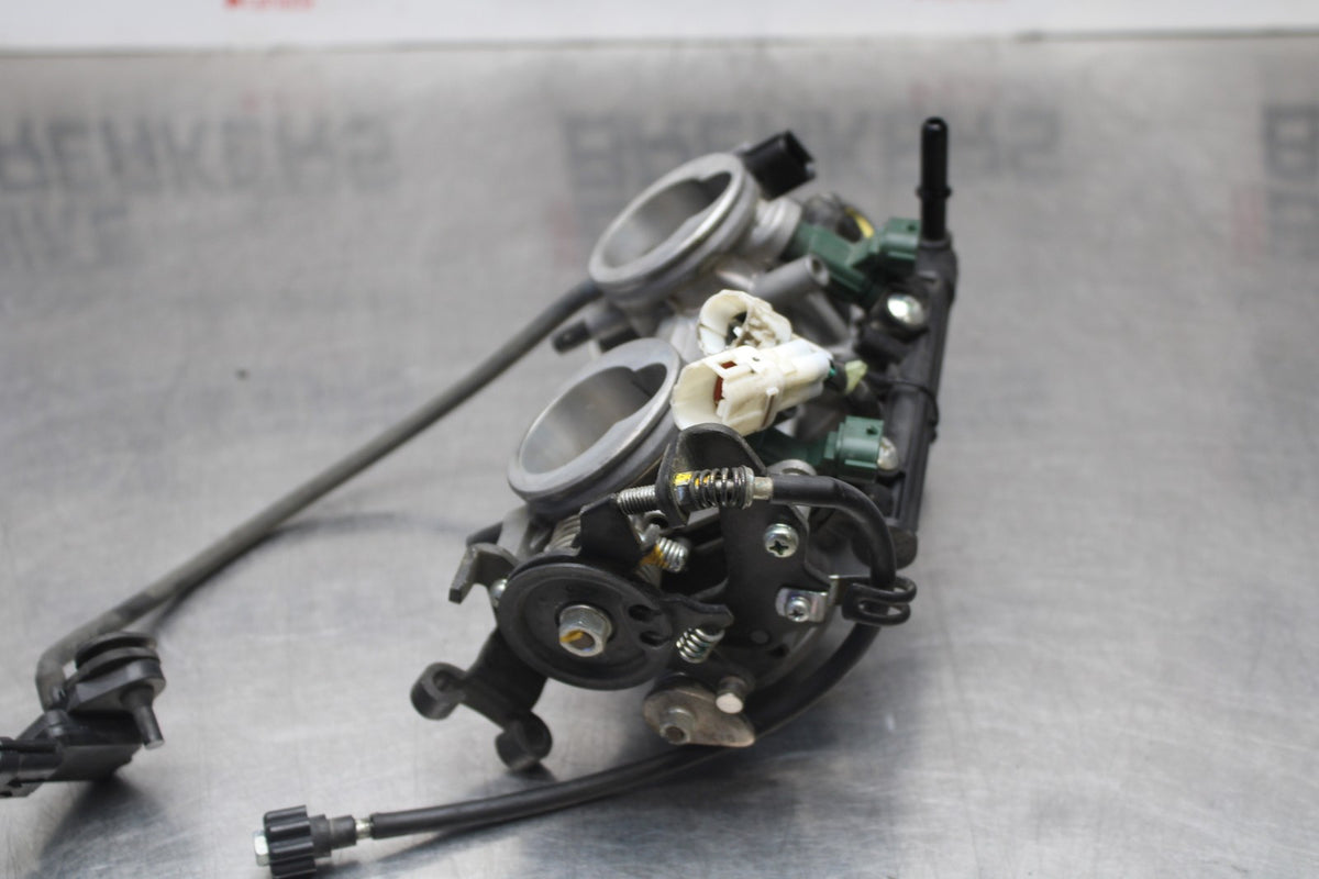 06-07 KAWASAKI NINJA 650R EX650A MAIN FUEL INJECTORS / THROTTLE BODIES BB774