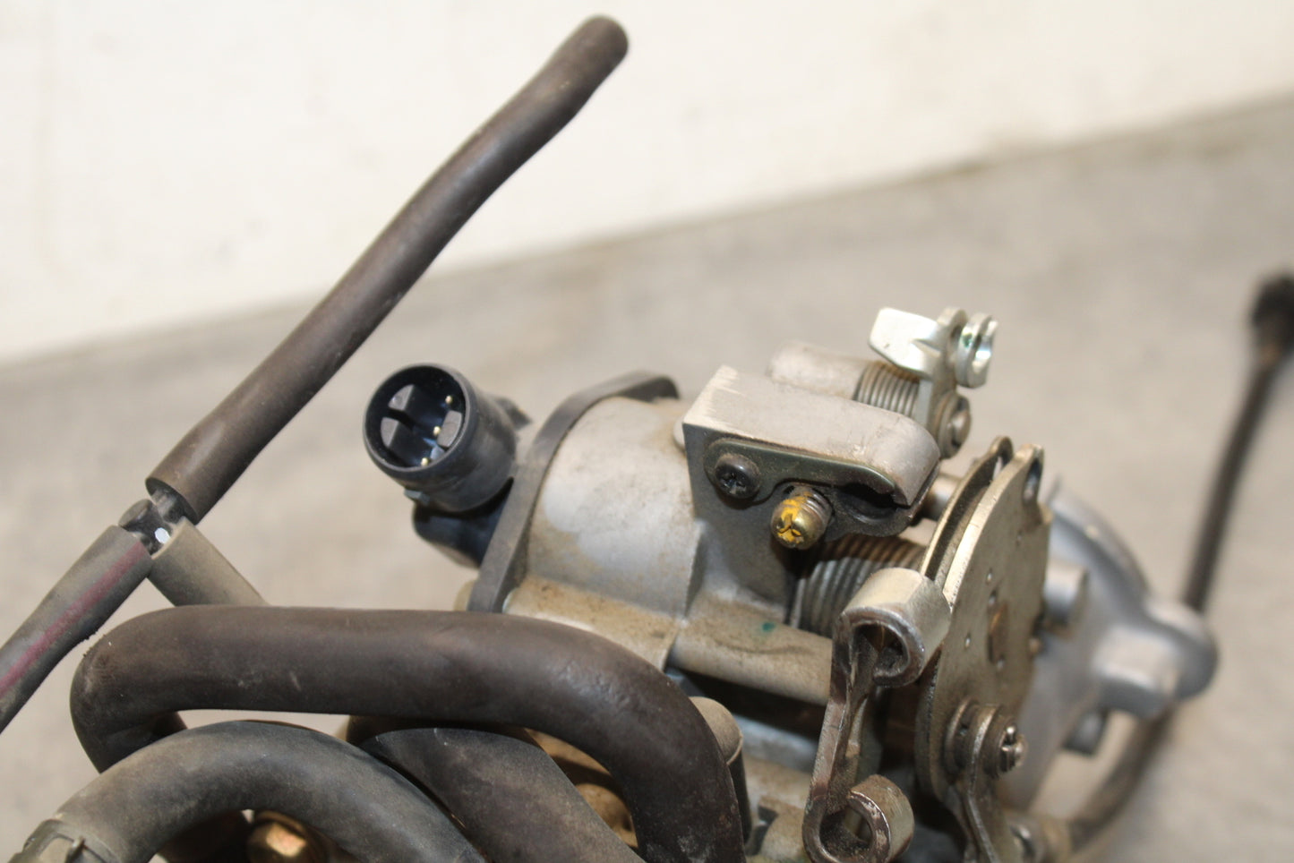 05-08 KAWASAKI VULCAN 1500 VN1500N CLASSIC THROTTLE BODY BODIES BB133