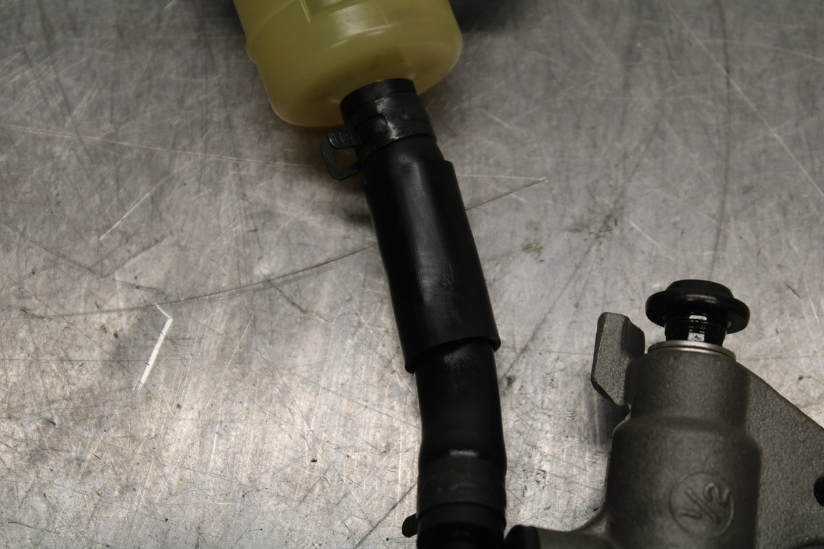 08-16 YAMAHA YZF R6 REAR BACK BRAKE MASTER CYLINDER W RESERVOIR BB131