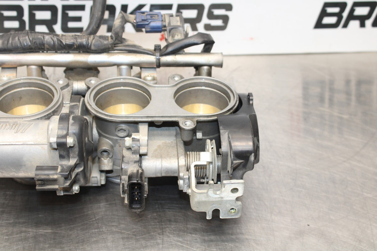 07-08 YAMAHA YZF R1 MAIN FUEL INJECTORS / THROTTLE BODIES BB771