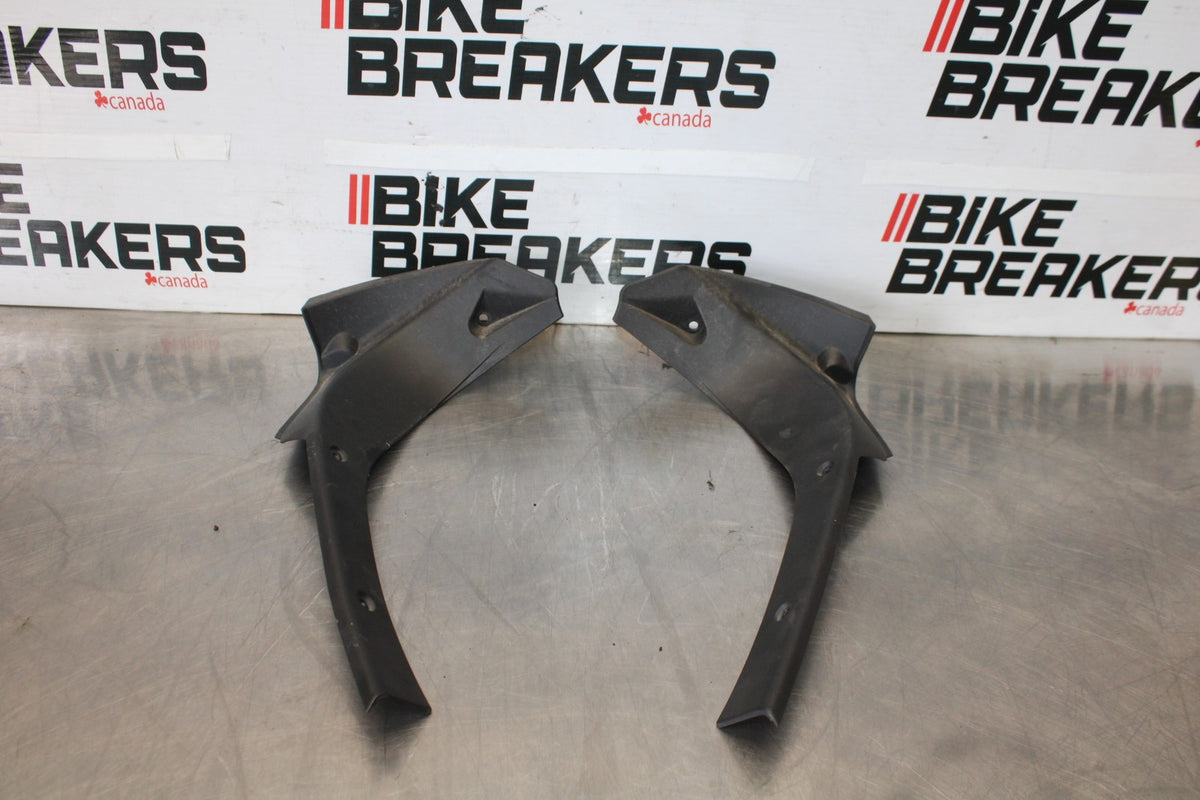 20-23 APRILIA RS660 FRONT UPPER INNER FAIRING COWL PLASTIC SET BB889