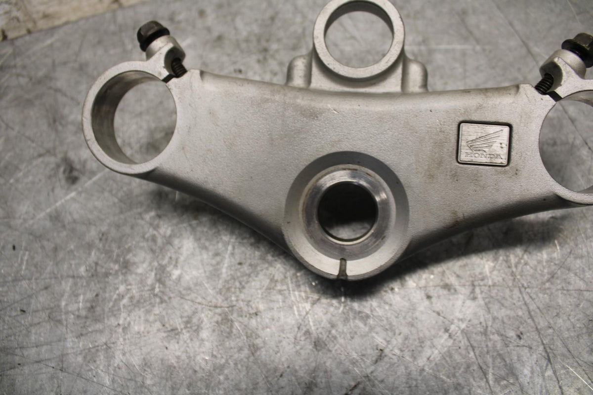 1999 Honda Super Hawk 1000 VTR1000F FORKS UPPER TRIPLE TREE CLAMP BB51