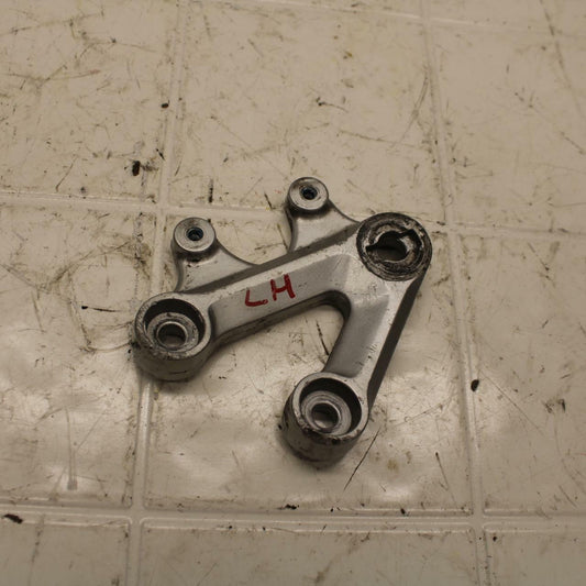 04-05 SUZUKI GSXR750 LEFT REARSET REAR SET DRIVER FOOT PEG REST STOP BB11