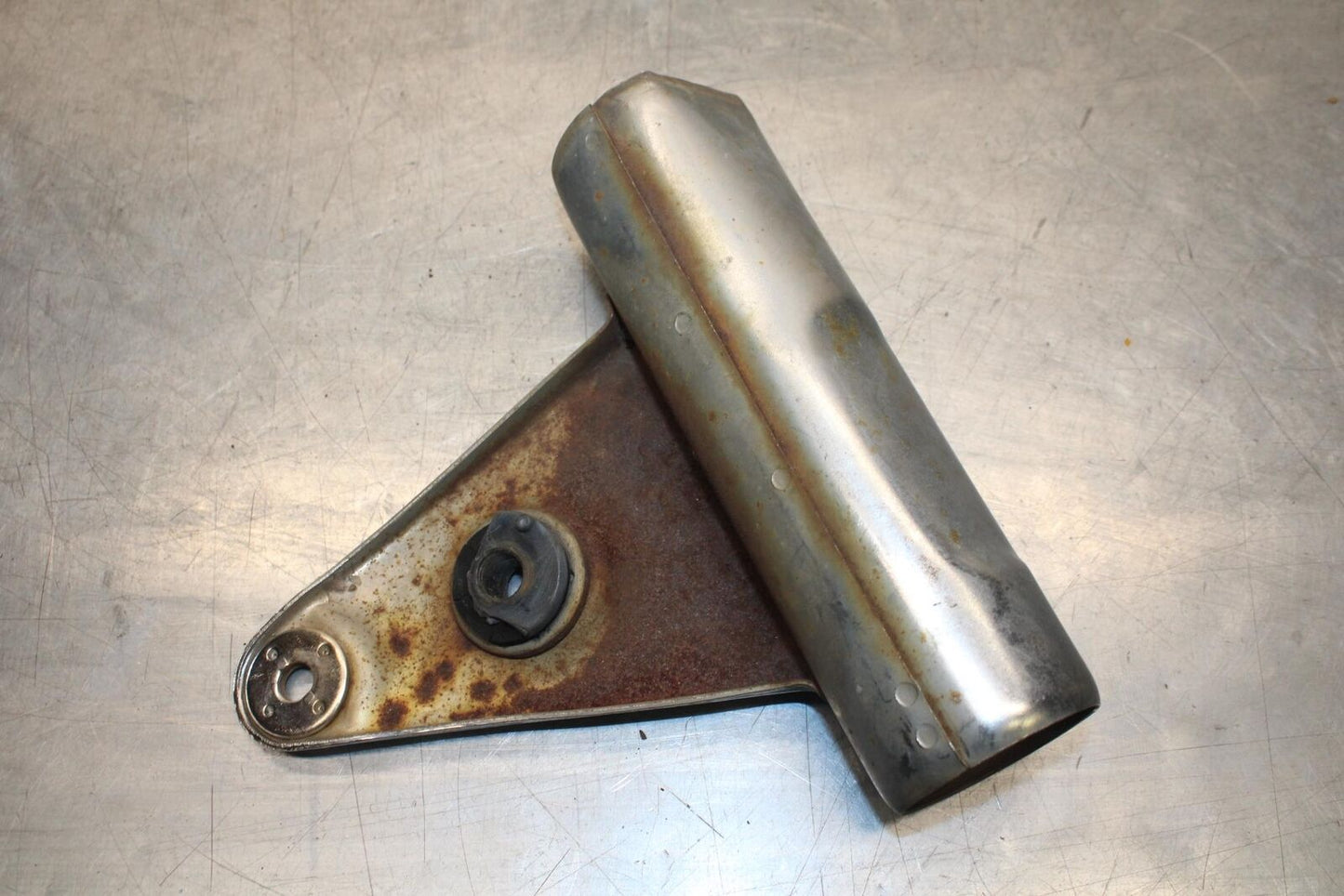 80-83 SUZUKI GS750E HEADLIGHT HEAD LIGHT LAMP TRIM  BB82