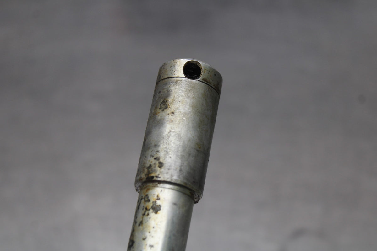 91-02 HONDA ST1100 FRONT WHEEL RIM AXLE PIVOT BOLT BB881