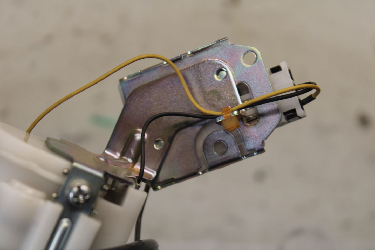 17-24 SUZUKI SV650 FUEL PUMP GAS PETROL SENDER UNIT BB706