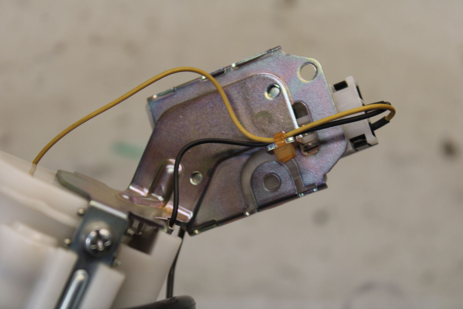 17-24 SUZUKI SV650 FUEL PUMP GAS PETROL SENDER UNIT BB706