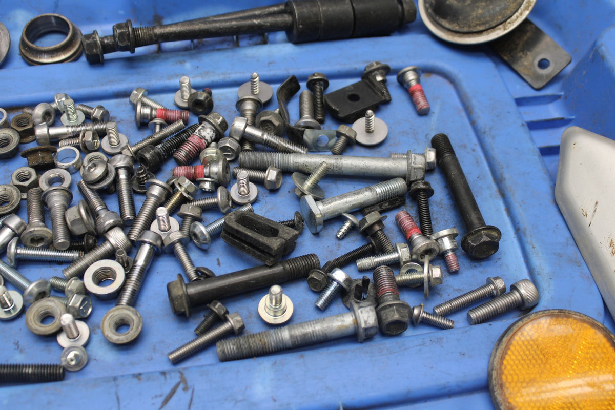 23-26 KAWASAKI NINJA ZX4RR MOUNTING BOLTS HARDWARE SCREWS BB898