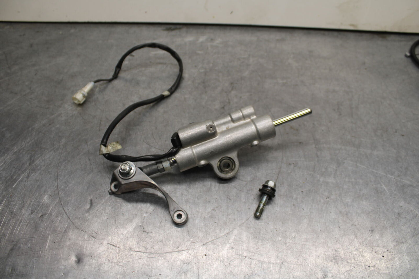 09-14 YAMAHA YZF R1 STEERING DAMPER STABILIZER 14B-23490-10-00 BB118