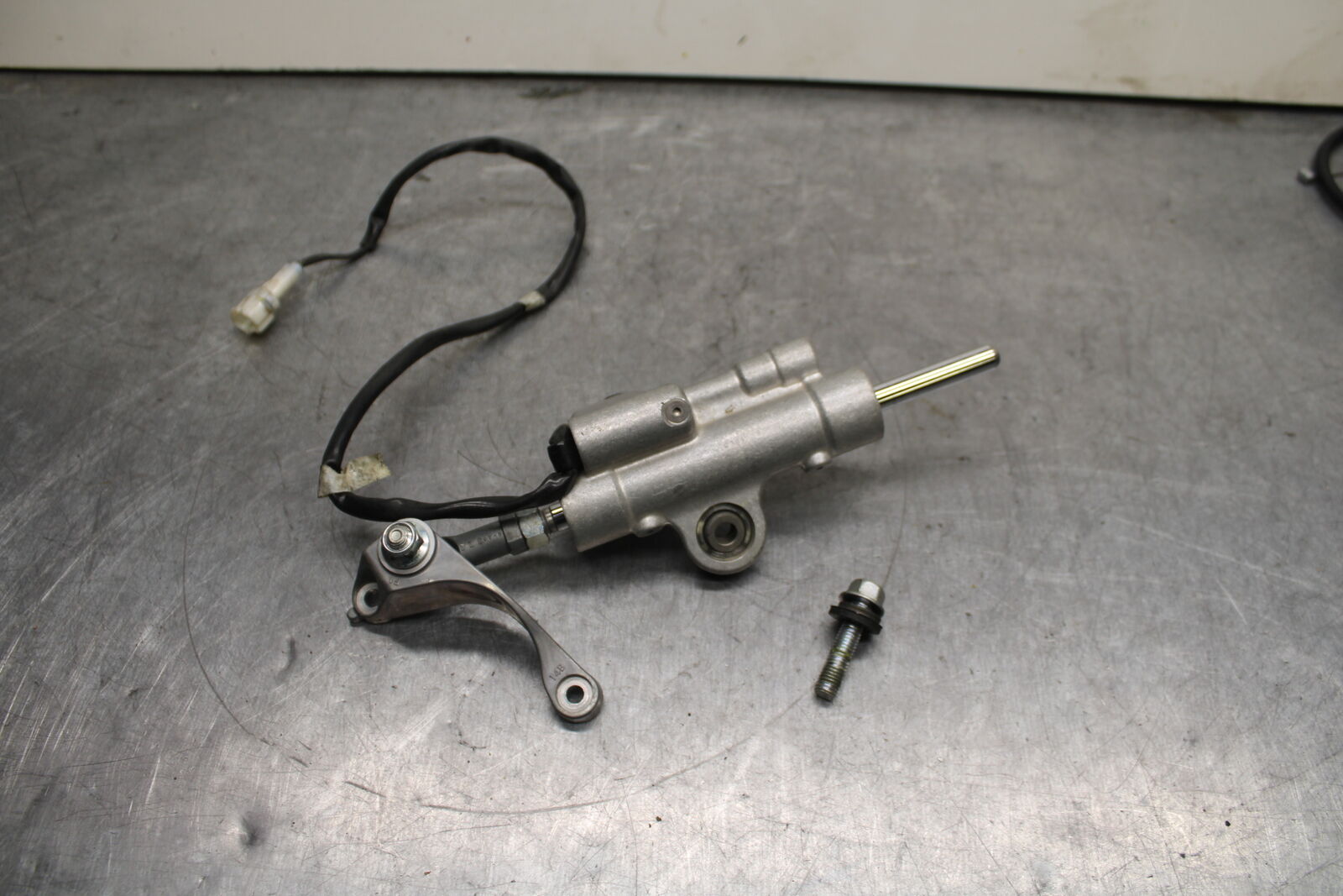 09-14 YAMAHA YZF R1 STEERING DAMPER STABILIZER 14B-23490-10-00 BB118