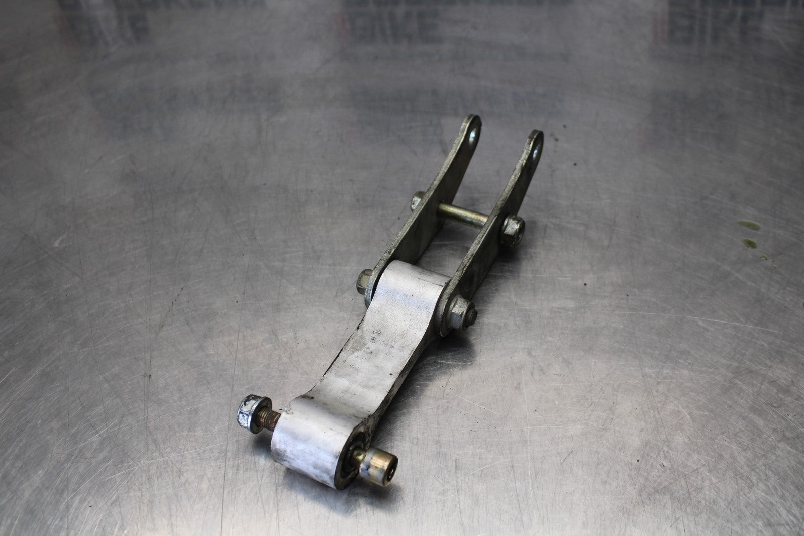 01-06 HONDA CBR600F4I REAR DOGBONE SHOCK LINKAGE LINK BB185