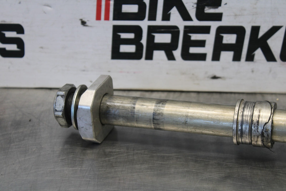 07-08 SUZUKI GSXR1000 REAR AXLE BACK WHEEL RIM PIVOT BOLT AXEL BB944