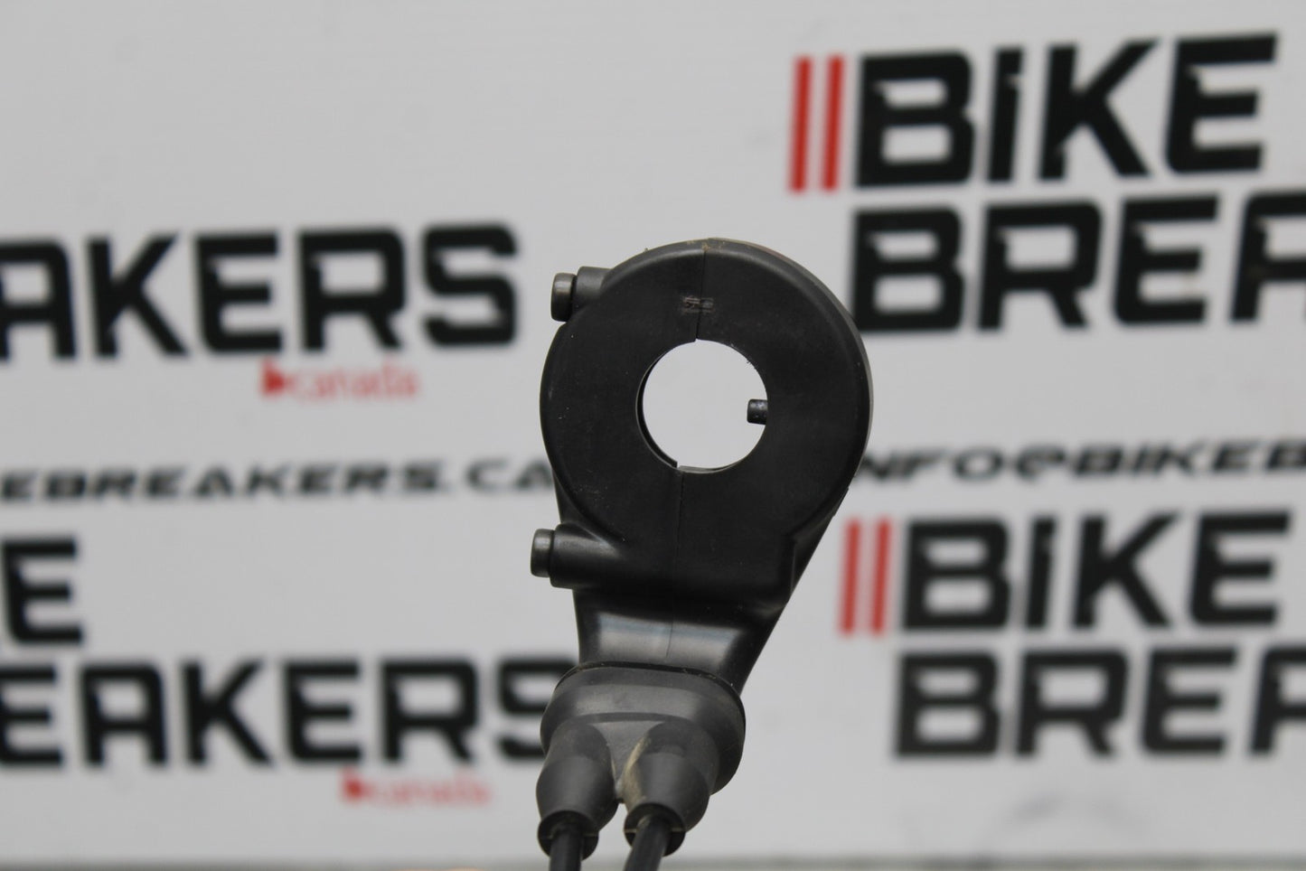 21-23 KAWASAKI NINJA ZX6R THROTTLE CABLE LINE HOUSING GUIDE BB179