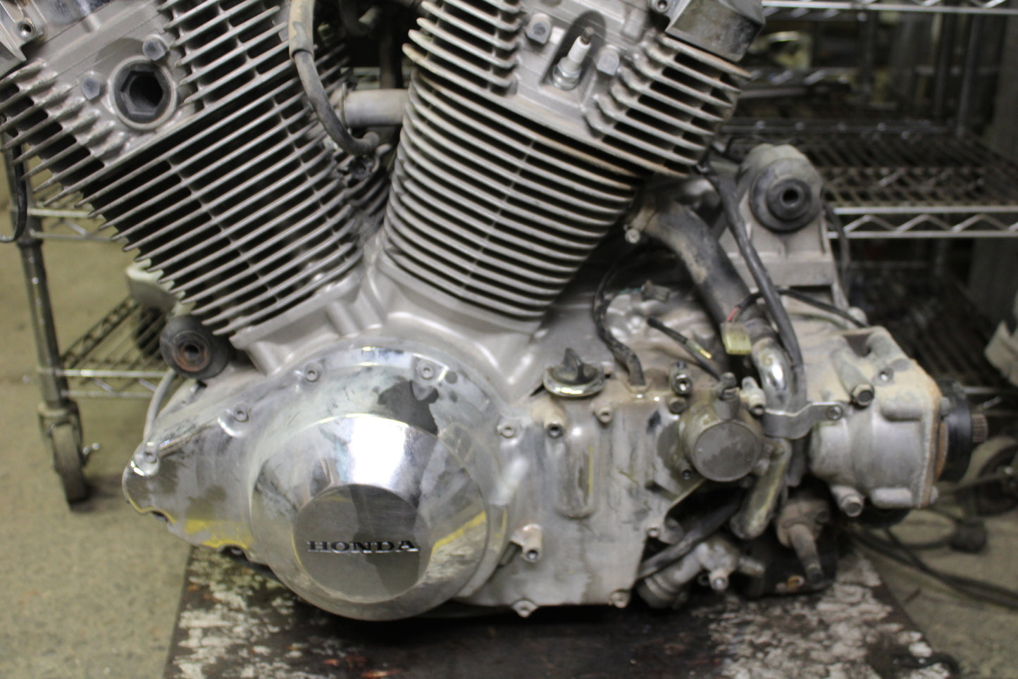 02-04 HONDA VTX1800S ENGINE MOTOR BB712